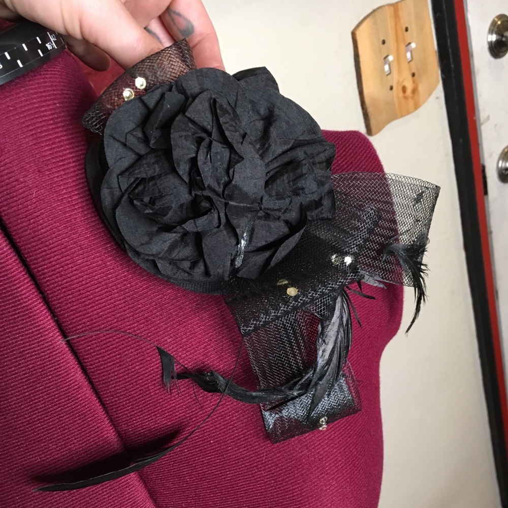 Gothic fascinator mini hat